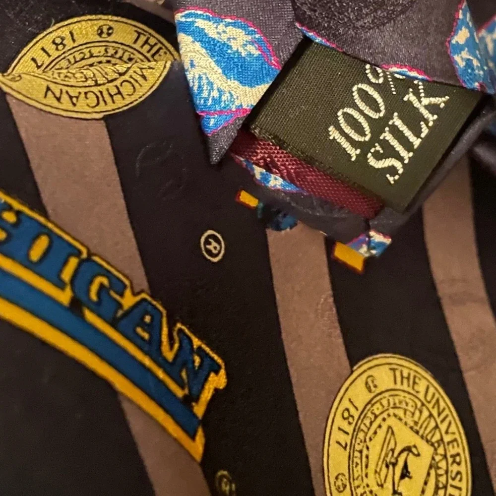 Wembley University of Michigan Wolverines Silk‎ Maize Blue Necktie Collegiate